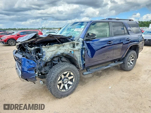 ✅ 2019 Toyota 4Runner Limited Nightshade • VIN: JTEBU5JR7K5646290 • Лот: 57020706. Опубліковано раніше на Copart з пробігом Не вказано. Безкоштовний доступ до архіву аукціонних продажів зі США та докладний звіт про історію автомобіля на DreamBid. Зображення 1.