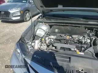 2021 Toyota Camry LE z VIN 4T1C11BK6MU025946, wystawiony jako Copart lot #71301635 z przebiegiem 76 399 mil mil oraz Szkoda całkowita • Salvage title. Historia ofert i sprzedaży dostępna na DreamBid. Obrazek 12.