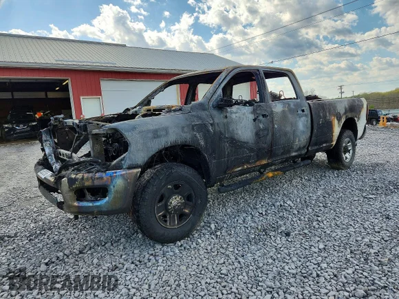 ✅ 2019 Ram 2500 Tradesman • VIN: 3C6UR5HJ6KG596500 • Лот: 50851516. Опубліковано раніше на Copart з пробігом Не вказано. Безкоштовний доступ до архіву аукціонних продажів зі США та докладний звіт про історію автомобіля на DreamBid. Зображення 1.
