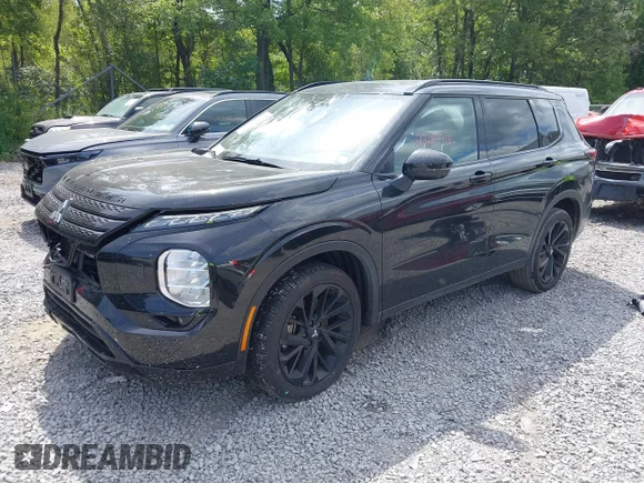 ✅ 2024 Mitsubishi Outlander SEL • VIN: JA4J4WA81RZ073185 • Lot: 43087718. Wystawiony na IAAI z przebiegiem 9 739 mil. Bezpłatny archiwum sprzedaży aukcyjnych z USA i szczegółowy raport historii pojazdu na DreamBid. Zdjęcie 2.
