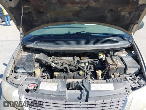✅ 2003 Chrysler Town & Country LX • VIN: 2C4GP44L73R103612 • Lot: 41680848. Wystawiony na IAAI z przebiegiem 211 360 mil. Bezpłatny archiwum sprzedaży aukcyjnych z USA i szczegółowy raport historii pojazdu na DreamBid. Zdjęcie 10.
