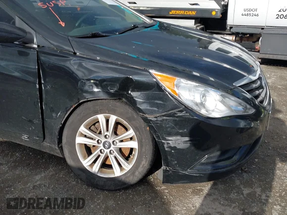 ✅ 2013 Hyundai Sonata GLS • VIN: 5NPEB4AC1DH799652 • Lot: 44071513. Wystawiony na IAAI z przebiegiem Nie podano. Bezpłatny archiwum sprzedaży aukcyjnych z USA i szczegółowy raport historii pojazdu na DreamBid. Zdjęcie 6.