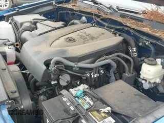 ✅ 2017 Toyota Tacoma SR5 • VIN: 3TMAZ5CN0HM050694 • Лот: 43386360. Опубликован ранее на IAAI с пробегом 88 915 миль. Бесплатный доступ к архиву аукционных продаж из США и подробный отчёт об истории автомобиля на DreamBid. Изображение 19.