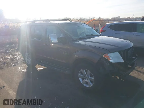 ✅ 2008 Nissan Pathfinder S • VIN: 5N1AR18B98C611902 • Lot: 44322034. Wystawiony na IAAI z przebiegiem 303 226 mil. Bezpłatny archiwum sprzedaży aukcyjnych z USA i szczegółowy raport historii pojazdu na DreamBid. Zdjęcie 1.