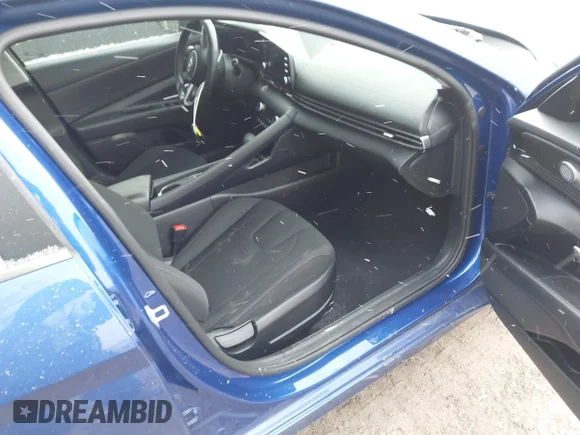 ✅ 2021 Hyundai Elantra SEL • VIN: 5NPLN4AG8MH006509 • Lot: 44151672. Wystawiony na IAAI z przebiegiem 106 945 mil. Bezpłatny archiwum sprzedaży aukcyjnych z USA i szczegółowy raport historii pojazdu na DreamBid. Zdjęcie 5.