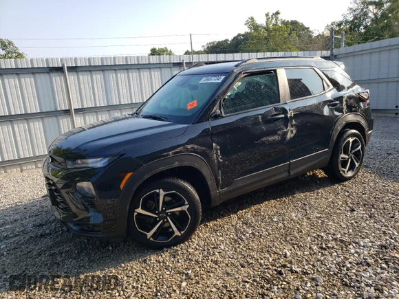 ✅ 2022 Chevrolet TrailBlazer RS • VIN: KL79MTSL3NB061372 • Лот: 70487734. Опубликован ранее на Copart с пробегом 55 348 миль. Бесплатный доступ к архиву аукционных продаж из США и подробный отчёт об истории автомобиля на DreamBid. Изображение 1.