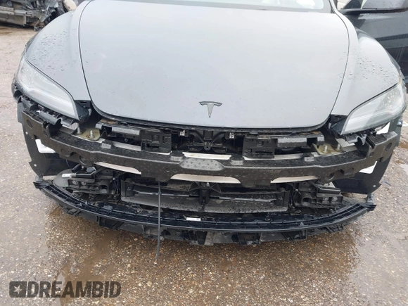 ✅ 2026 Tesla Model 3 Premium • VIN: 5YJ3E1EA2TF135721 • Lot: 44131049. Wystawiony na IAAI z przebiegiem Nie podano. Bezpłatny archiwum sprzedaży aukcyjnych z USA i szczegółowy raport historii pojazdu na DreamBid. Zdjęcie 6.