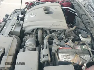 ✅ 2018 Mazda 3 Grand Touring • VIN: 3MZBN1W37JM165704 • Lot: 43577314. Wystawiony na IAAI z przebiegiem 85 398 mil. Bezpłatny archiwum sprzedaży aukcyjnych z USA i szczegółowy raport historii pojazdu na DreamBid. Zdjęcie 20.