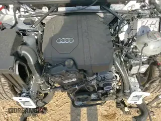 ✅ 2024 Audi Q5 Sportback S line Premium Plus • VIN: WA15AAFY5R2152986 • Lot: 68022195. Listed on Copart with 3,111 mi. Free auction sales archive from the USA and detailed vehicle history report at DreamBid. Image 15.