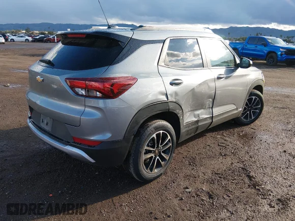✅ 2025 Chevrolet TrailBlazer LT • VIN: KL79MPSP3SB136142 • Lot: 44106996. Listed on IAAI with 25,130 mi. Free auction sales archive from the USA and detailed vehicle history report at DreamBid. Image 4.