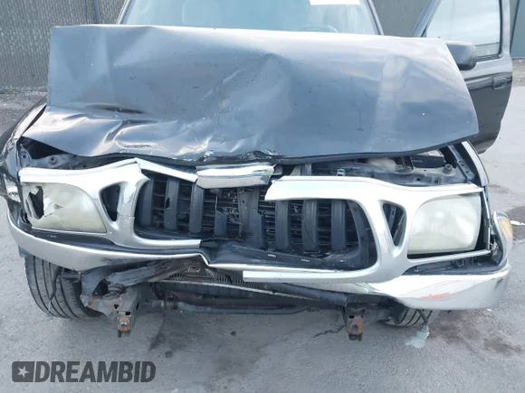 ✅ 2001 Toyota Tacoma • VIN: 5TEVL52N71Z728872 • Lot: 44384504. Wystawiony na IAAI z przebiegiem Nie podano. Bezpłatny archiwum sprzedaży aukcyjnych z USA i szczegółowy raport historii pojazdu na DreamBid. Zdjęcie 6.