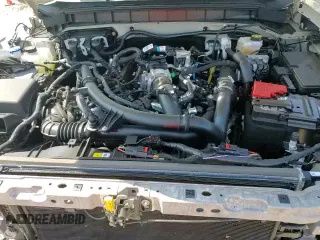 ✅ 2025 Ford Bronco Outer Banks • VIN: 1FMEE8BP9SLA75924 • Lot: 71235225. Listed on Copart with 3,574 mi. Free auction sales archive from the USA and detailed vehicle history report at DreamBid. Image 14.