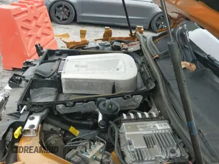 ✅ 2020 Audi Q8 Premium Plus • VIN: WA1EVAF10LD004747 • Lot: 43377853. Wystawiony na IAAI z przebiegiem 83 748 mil. Bezpłatny archiwum sprzedaży aukcyjnych z USA i szczegółowy raport historii pojazdu na DreamBid. Zdjęcie 21.