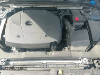 ✅ 2020 Volvo V60 • VIN: YV4102WK8L1048401 • Lot: 42166261. Listed on IAAI with 53,499 mi. Free auction sales archive from the USA and detailed vehicle history report at DreamBid. Image 22.