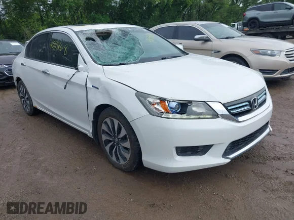 ✅ 2015 Honda Accord EX-L • VIN: 1HGCR6F52FA001082 • Lot: 45118168. Listed on IAAI with 166,799 mi. Free auction sales archive from the USA and detailed vehicle history report at DreamBid. Image 1.