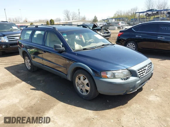 ✅ 2002 Volvo V70 • VIN: YV1SZ58DX21075265 • Лот: 41983006. Опубліковано раніше на IAAI з пробігом 180 393 миль. Безкоштовний доступ до архіву аукціонних продажів зі США та докладний звіт про історію автомобіля на DreamBid. Зображення 1.