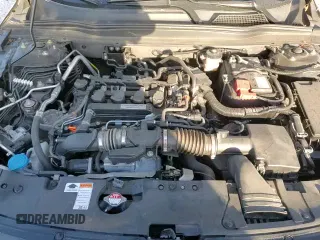 ✅ 2018 Honda Accord Touring • VIN: 1HGCV1F91JA045147 • Лот: 93154185. Опубликован ранее на Copart с пробегом 69 498 миль. Бесплатный доступ к архиву аукционных продаж из США и подробный отчёт об истории автомобиля на DreamBid. Изображение 14.