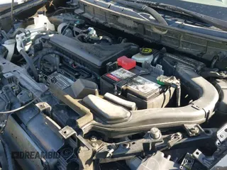 ✅ 2019 Nissan Rogue S • VIN: JN8AT2MT5KW250687 • Lot: 41744539. Listed on IAAI with 119,031 mi. Free auction sales archive from the USA and detailed vehicle history report at DreamBid. Image 19.