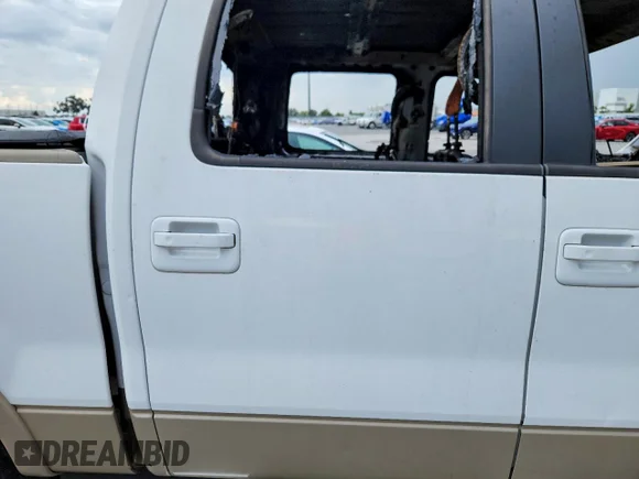 ✅ 2007 Ford F-150 XLT • VIN: 1FTPW14V57KD14914 • Lot: 55363266. Wystawiony na Copart z przebiegiem Nie podano. Bezpłatny archiwum sprzedaży aukcyjnych z USA i szczegółowy raport historii pojazdu na DreamBid. Zdjęcie 10.