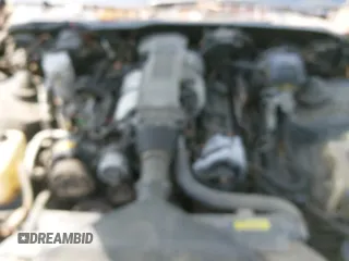 ✅ 1988 Chevrolet Camaro • VIN: 1G1FP2183JL119241 • Lot: 42295009. Wystawiony na IAAI z przebiegiem 61 418 mil. Bezpłatny archiwum sprzedaży aukcyjnych z USA i szczegółowy raport historii pojazdu na DreamBid. Zdjęcie 13.