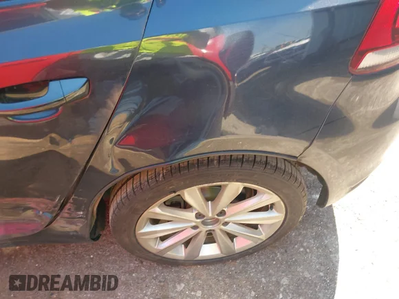 ✅ 2012 Volkswagen Golf TDI • VIN: WVWDM7AJ5CW213811 • Lot: 43108496. Listed on IAAI with 121,759 mi. Free auction sales archive from the USA and detailed vehicle history report at DreamBid. Image 6.