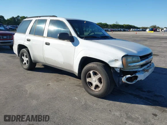 ✅ 2004 Chevrolet TrailBlazer LS • VIN: 1GNDS13S442303265 • Lot: 44286090. Wystawiony na IAAI z przebiegiem 191 172 mil. Bezpłatny archiwum sprzedaży aukcyjnych z USA i szczegółowy raport historii pojazdu na DreamBid. Zdjęcie 1.