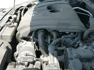 ✅ 2015 Mazda 3 S Grand Touring • VIN: JM1BM1M39F1270189 • Лот: 42278383. Опубликован ранее на IAAI с пробегом 86 983 миль. Бесплатный доступ к архиву аукционных продаж из США и подробный отчёт об истории автомобиля на DreamBid. Изображение 19.