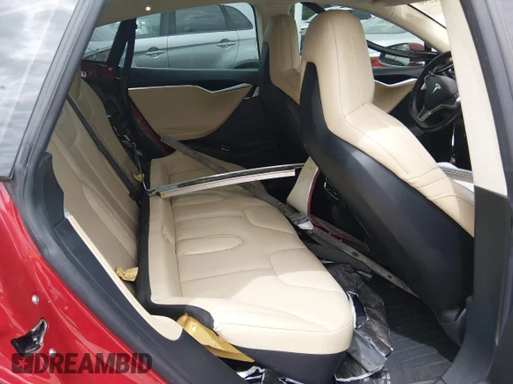 ✅ 2016 Tesla Model S 70 • VIN: 5YJSA1E18GF135834 • Лот: 44841290. Опубліковано раніше на IAAI з пробігом 112 326 миль. Безкоштовний доступ до архіву аукціонних продажів зі США та докладний звіт про історію автомобіля на DreamBid. Зображення 8.