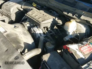 ✅ 2009 Dodge 1500 TRX • VIN: 1D3HB13P09S701562 • Lot: 41491281. Wystawiony na IAAI z przebiegiem 231 753 mil. Bezpłatny archiwum sprzedaży aukcyjnych z USA i szczegółowy raport historii pojazdu na DreamBid. Zdjęcie 19.