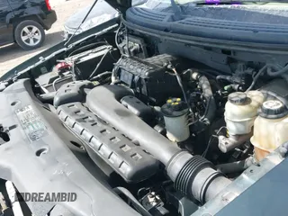 ✅ 2004 Ford F-150 XL • VIN: 1FTPX125X4NB46620 • Lot: 42054647. Wystawiony na IAAI z przebiegiem 157 283 mil. Bezpłatny archiwum sprzedaży aukcyjnych z USA i szczegółowy raport historii pojazdu na DreamBid. Zdjęcie 19.