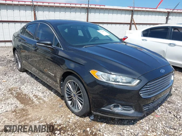 ✅ 2013 Ford Fusion SE Hybrid • VIN: 3FA6P0LU5DR188580 • Лот: 42722887. Опубликован ранее на IAAI с пробегом 184 483 миль. Бесплатный доступ к архиву аукционных продаж из США и подробный отчёт об истории автомобиля на DreamBid. Изображение 1.