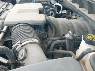 ✅ 2019 Chevrolet Silverado 1500 RST • VIN: 3GCUYEED5KG272481 • Lot: 42610410. Wystawiony na IAAI z przebiegiem 58 700 mil. Bezpłatny archiwum sprzedaży aukcyjnych z USA i szczegółowy raport historii pojazdu na DreamBid. Zdjęcie 22.