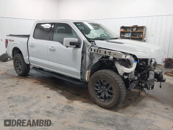 ✅ 2024 Ford F-150 Tremor • VIN: 1FTFW4L88RFC07358 • Lot: 43015378. Listed on IAAI with 1,580 mi. Free auction sales archive from the USA and detailed vehicle history report at DreamBid. Image 1.