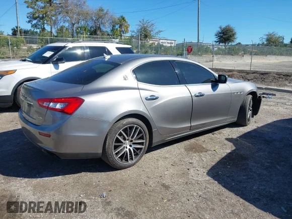 ✅ 2015 Maserati Ghibli • VIN: ZAM57XSA7F1131652 • Lot: 41560759. Wystawiony na IAAI z przebiegiem 103 537 mil. Bezpłatny archiwum sprzedaży aukcyjnych z USA i szczegółowy raport historii pojazdu na DreamBid. Zdjęcie 4.