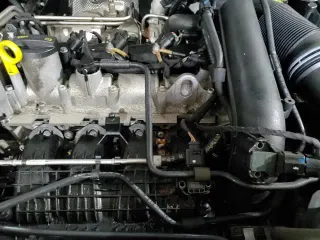 ✅ 2019 Volkswagen Jetta SEL • VIN: 3VWE57BU3KM199333 • Лот: 82038105. Опубликован ранее на Copart с пробегом 42 724 миль. Бесплатный доступ к архиву аукционных продаж из США и подробный отчёт об истории автомобиля на DreamBid. Изображение 16.