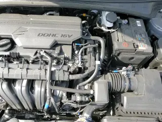 2025 Hyundai Elantra SEL Sport with VIN KMHLM4DG2SU922552, listed as a Copart auction lot 86167095 with 2,658 mi miles and Clean title. Bid and sale history available at DreamBid. Image 13.