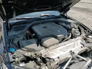 ✅ 2019 BMW 3 Series 330i • VIN: 3MW5R1J56K8B00055 • Lot: 69148365. Listed on Copart with 30,645 mi. Free auction sales archive from the USA and detailed vehicle history report at DreamBid. Image 16.