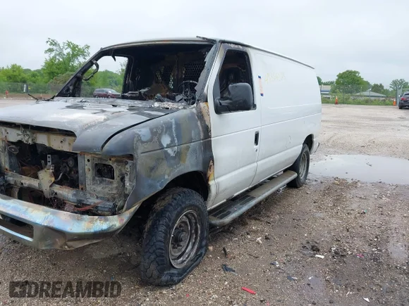 ✅ 2014 Ford Econoline Cargo Commercial • VIN: 1FTNE2EW7EDA18950 • Lot: 45314023. Wystawiony na IAAI z przebiegiem Nie podano. Bezpłatny archiwum sprzedaży aukcyjnych z USA i szczegółowy raport historii pojazdu na DreamBid. Zdjęcie 2.