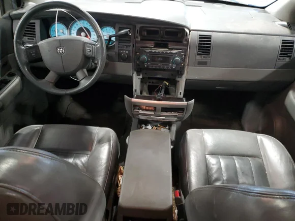 ✅ 2005 Dodge Durango Limited • VIN: 1D4HB58D95F505589 • Лот: 45749405. Опубликован ранее на Copart с пробегом 165 480 миль. Бесплатный доступ к архиву аукционных продаж из США и подробный отчёт об истории автомобиля на DreamBid. Изображение 8.