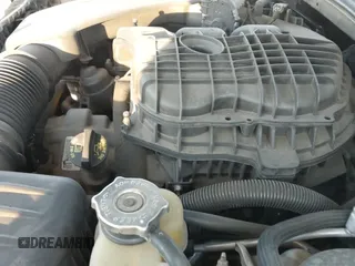 ✅ 2013 Dodge Challenger Rallye Redline • VIN: 2C3CDYAG2DH605817 • Lot: 40813689. Wystawiony na IAAI z przebiegiem 210 112 mil. Bezpłatny archiwum sprzedaży aukcyjnych z USA i szczegółowy raport historii pojazdu na DreamBid. Zdjęcie 19.