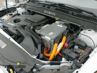 ✅ 2019 Ford Fusion SE • VIN: 3FA6P0LU6KR272243 • Lot: 43105944. Wystawiony na IAAI z przebiegiem 105 242 mil. Bezpłatny archiwum sprzedaży aukcyjnych z USA i szczegółowy raport historii pojazdu na DreamBid. Zdjęcie 21.