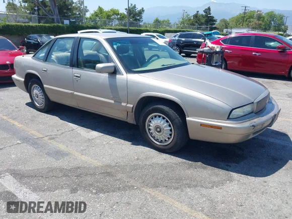 ✅ 1996 Buick Regal Custom • VIN: 2G4WB52K7T1431858 • Lot: 42382176. Wystawiony na IAAI z przebiegiem 143 755 mil. Bezpłatny archiwum sprzedaży aukcyjnych z USA i szczegółowy raport historii pojazdu na DreamBid. Zdjęcie 1.