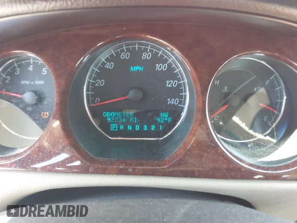 ✅ 2007 Buick Lucerne CXL • VIN: 1G4HD57207U134601 • Lot: 45299256. Wystawiony na IAAI z przebiegiem 92 734 mil. Bezpłatny archiwum sprzedaży aukcyjnych z USA i szczegółowy raport historii pojazdu na DreamBid. Zdjęcie 7.