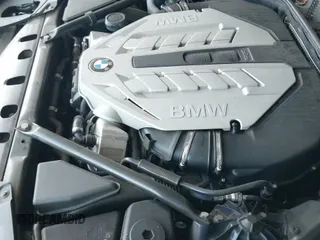 ✅ 2010 BMW 7 Series 750Li xDrive • VIN: WBAKC8C53AC430074 • Lot: 42840554. Wystawiony na IAAI z przebiegiem 100 216 mil. Bezpłatny archiwum sprzedaży aukcyjnych z USA i szczegółowy raport historii pojazdu na DreamBid. Zdjęcie 12.