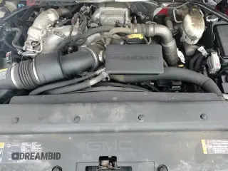 ✅ 2018 GMC Sierra 3500 • VIN: 1GD42VCY0JF210554 • Lot: 83043574. Listed on Copart with 99,398 mi. Free auction sales archive from the USA and detailed vehicle history report at DreamBid. Image 13.