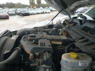 ✅ 2018 Ram 2500 Big Horn • VIN: 3C6UR5DL7JG215873 • Lot: 41656764. Wystawiony na IAAI z przebiegiem 142 129 mil. Bezpłatny archiwum sprzedaży aukcyjnych z USA i szczegółowy raport historii pojazdu na DreamBid. Zdjęcie 17.