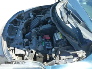 ✅ 2016 Nissan Versa SL • VIN: 3N1CN7AP8GL823018 • Лот: 41759941. Опубликован ранее на IAAI с пробегом 161 652 миль. Бесплатный доступ к архиву аукционных продаж из США и подробный отчёт об истории автомобиля на DreamBid. Изображение 21.