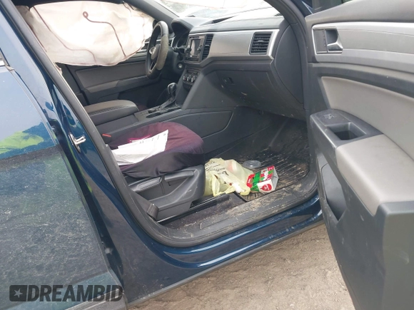 ✅ 2021 Volkswagen Atlas S • VIN: 1V2GC2CA2MC225383 • Lot: 43985980. Wystawiony na IAAI z przebiegiem 73 191 mil. Bezpłatny archiwum sprzedaży aukcyjnych z USA i szczegółowy raport historii pojazdu na DreamBid. Zdjęcie 5.