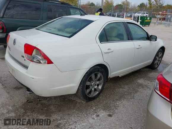✅ 2010 Mercury Milan Premier • VIN: 3MEHM0JGXAR643880 • Lot: 43251284. Wystawiony na IAAI z przebiegiem 198 477 mil. Bezpłatny archiwum sprzedaży aukcyjnych z USA i szczegółowy raport historii pojazdu na DreamBid. Zdjęcie 4.
