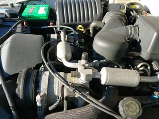 ✅ 2000 Cadillac Escalade • VIN: 1GYEK63R7YR219133 • Lot: 41585673. Listed on IAAI with 184,738 mi. Free auction sales archive from the USA and detailed vehicle history report at DreamBid. Image 23.